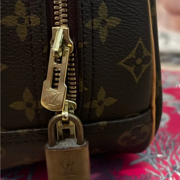 Louis Vuitton Trouville Monogram handbag - Picture 5 of 16